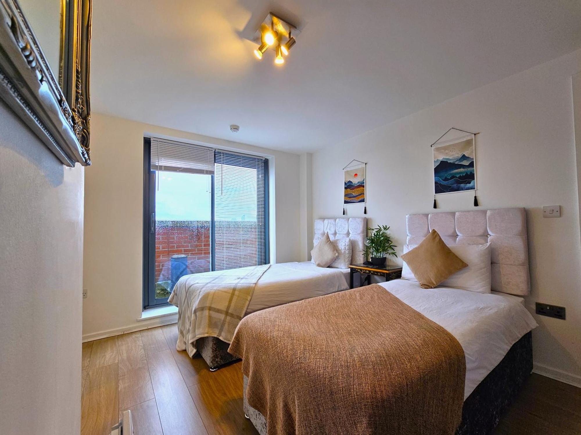 Sidemersey Livings- Convenient 1-Bedroom Flat With A View, Central Liverpool Exteriör bild